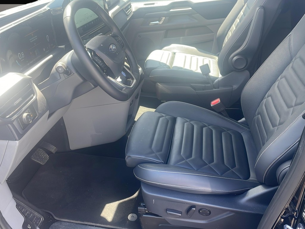 Ford Tourneo Custom (12/2025, Diesel)
