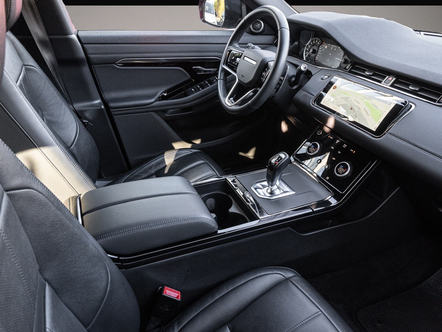 Land-Rover Range Rover Evoque (09/2022, Hybrid (Benzin/Elektro))