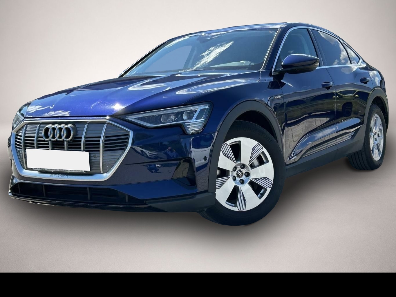 Audi e-tron (01/2023, ELECTRIC)