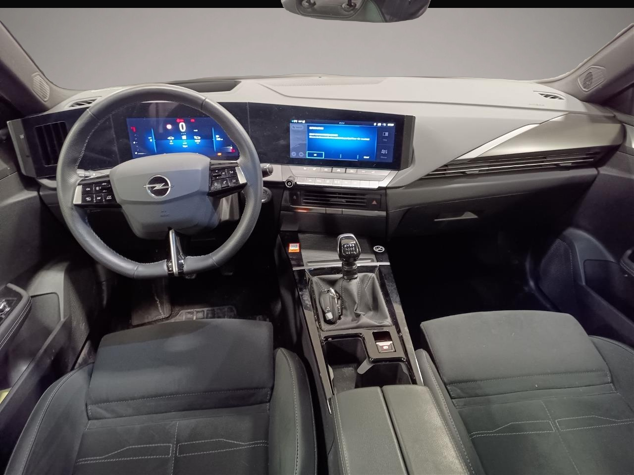 Opel Astra (03/2025, Benzin)