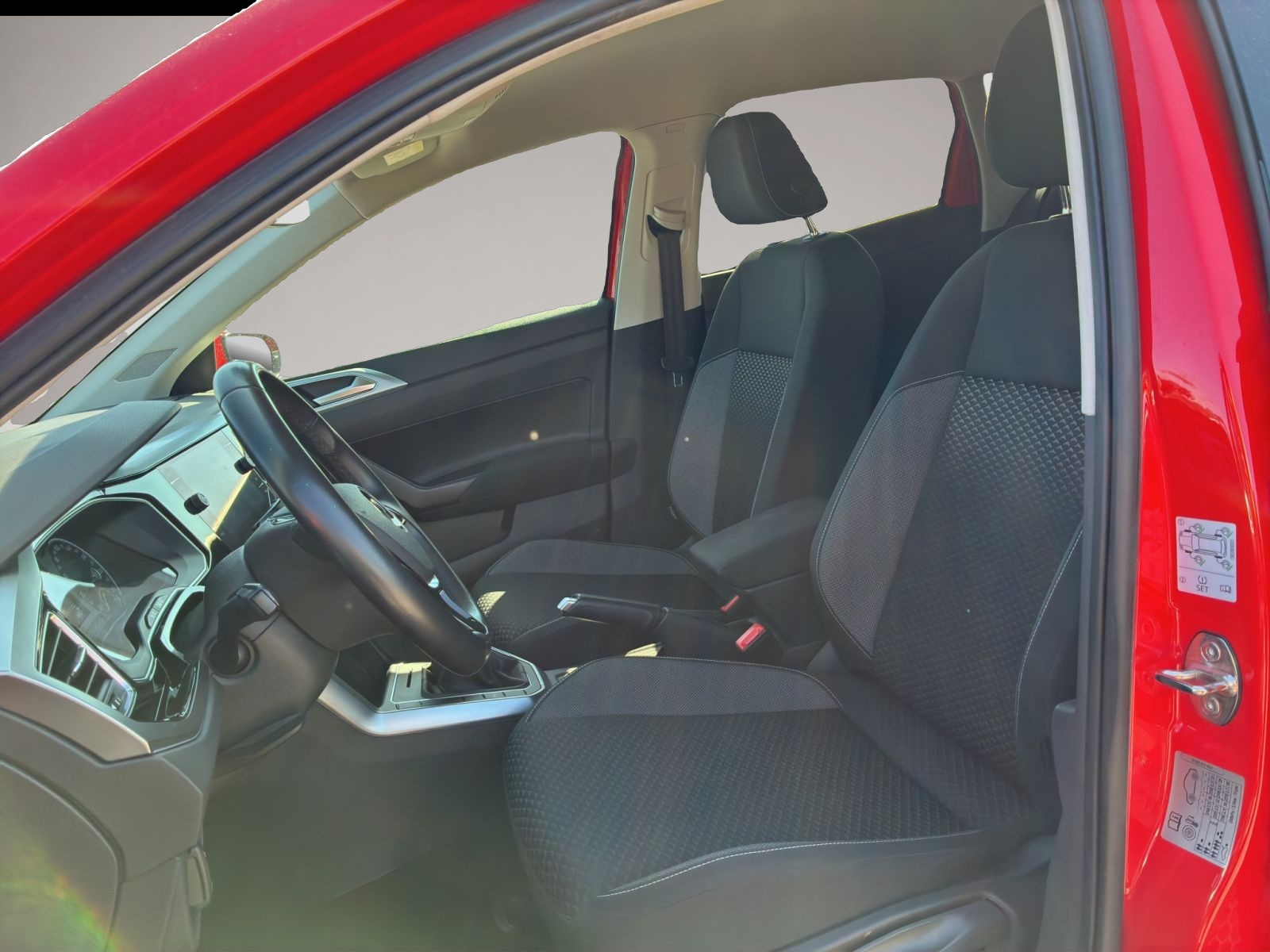 Volkswagen Polo (07/2021, Benzin)