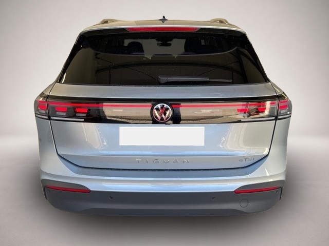 Volkswagen Tiguan (, Benzin)