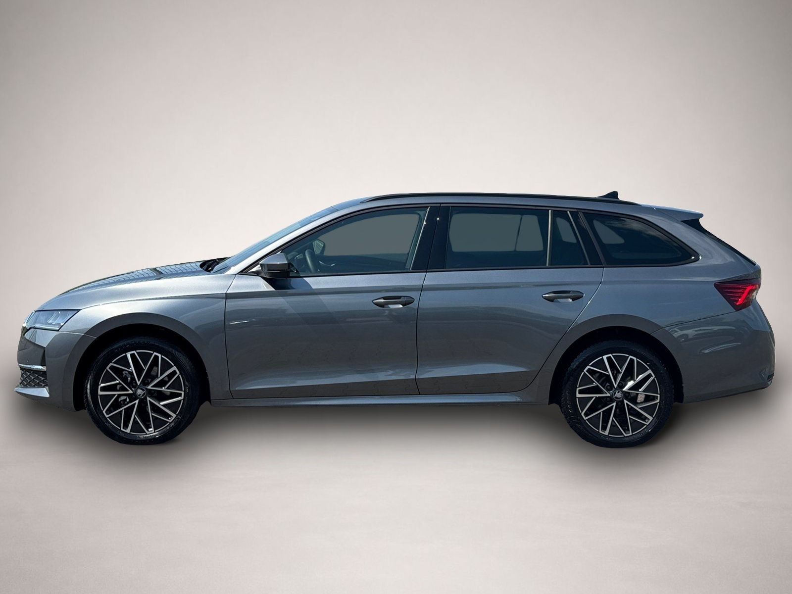 Skoda Octavia (12/2025, Benzin)