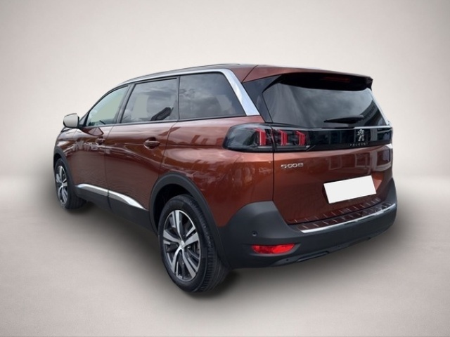 Peugeot 5008 (10/2023, Benzin)