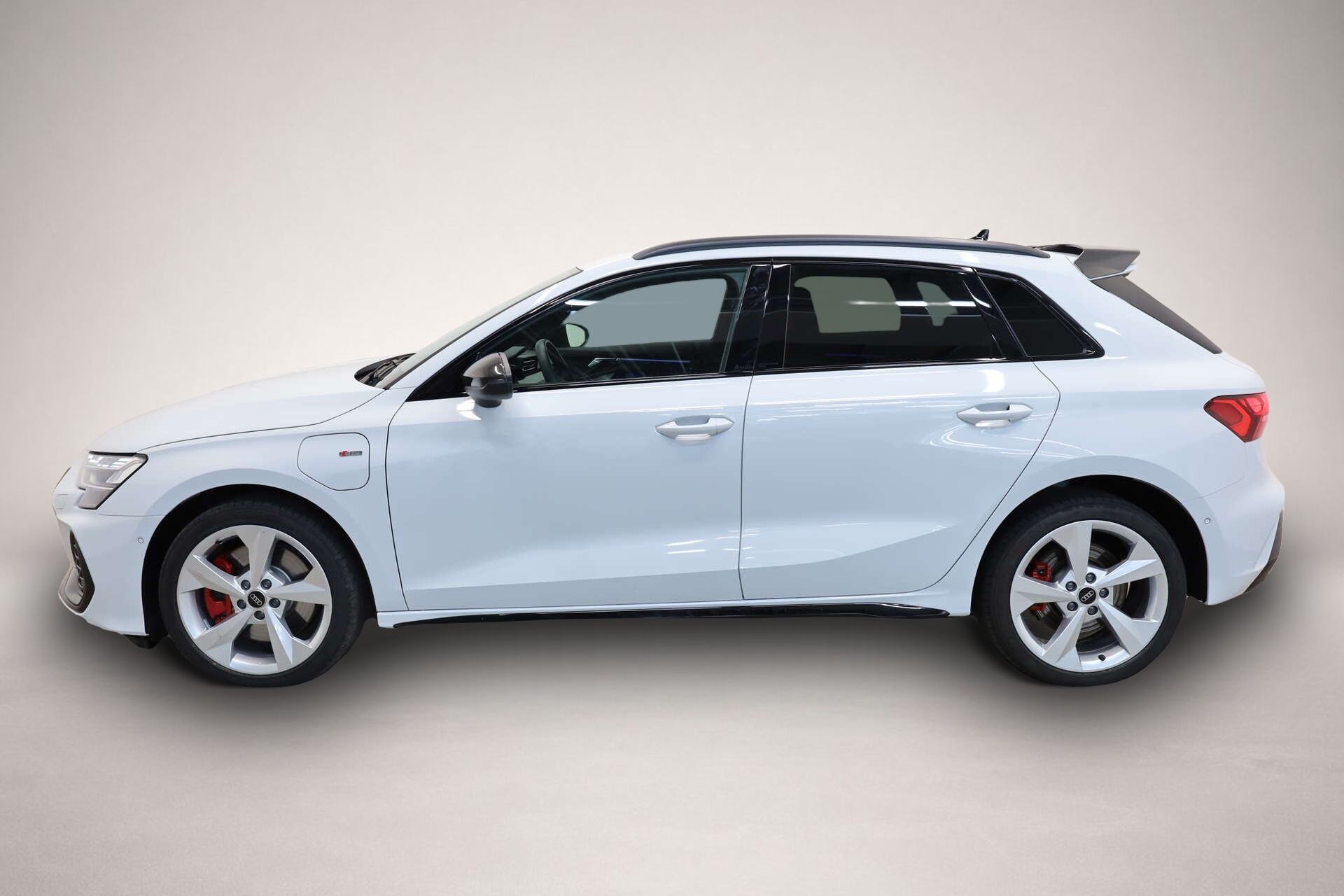 Audi A3 (08/2025, Hybrid (Benzin/Elektro))