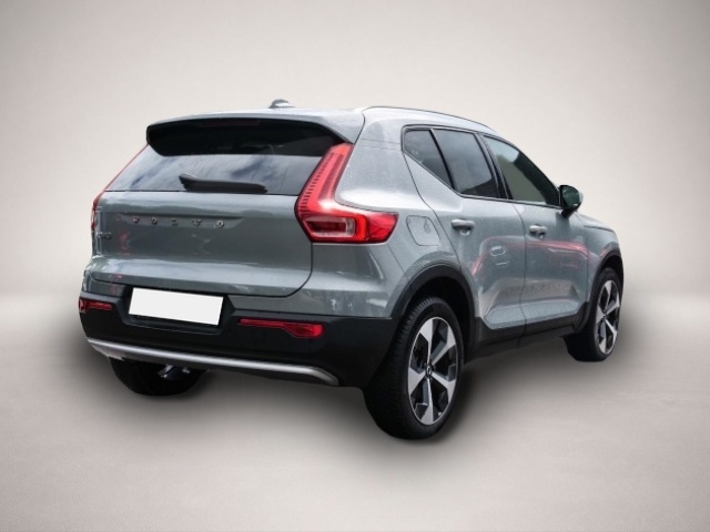 Volvo XC40 (12/2023, Benzin)