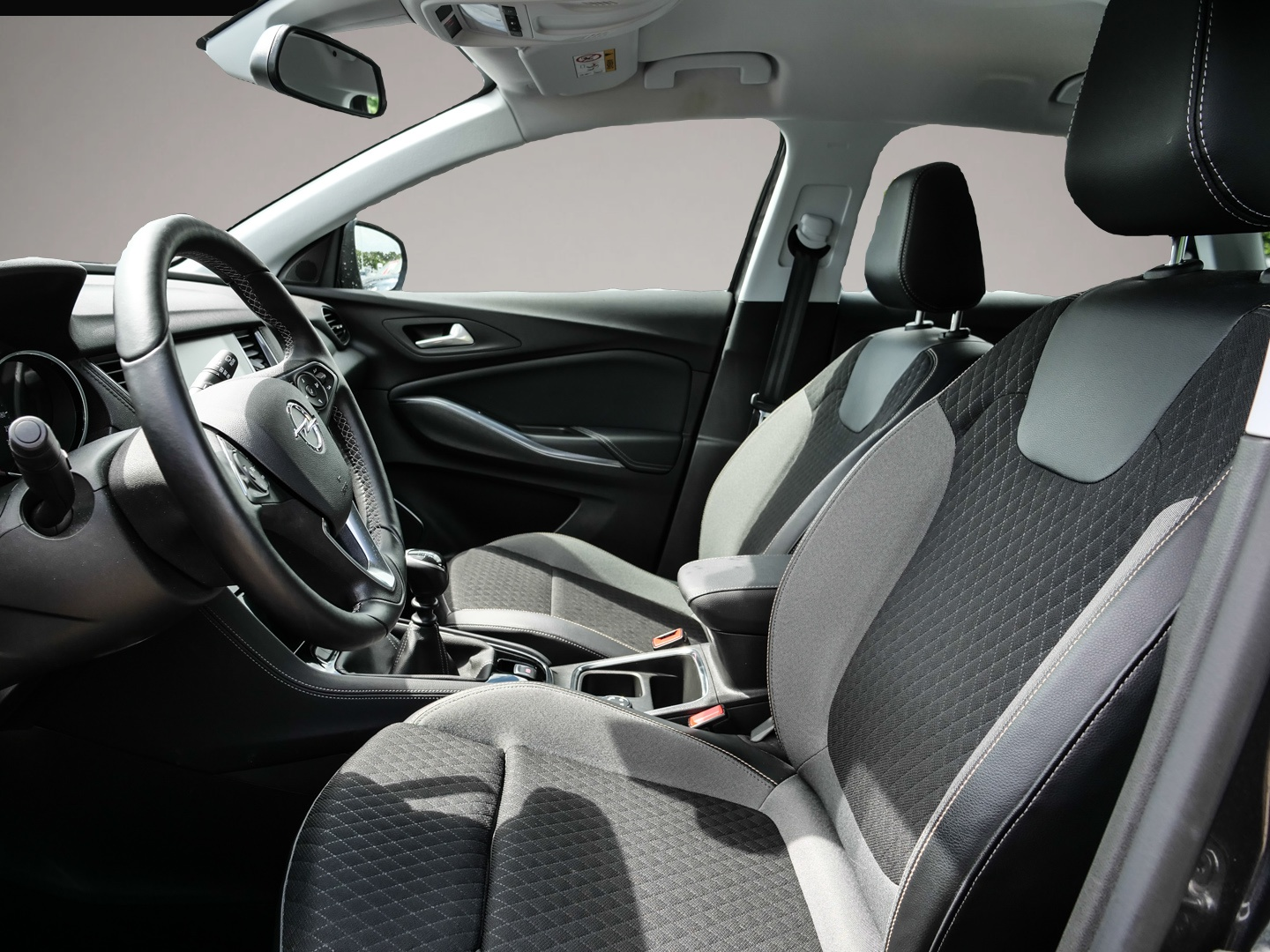 Opel Grandland (X) (06/2019, Benzin)