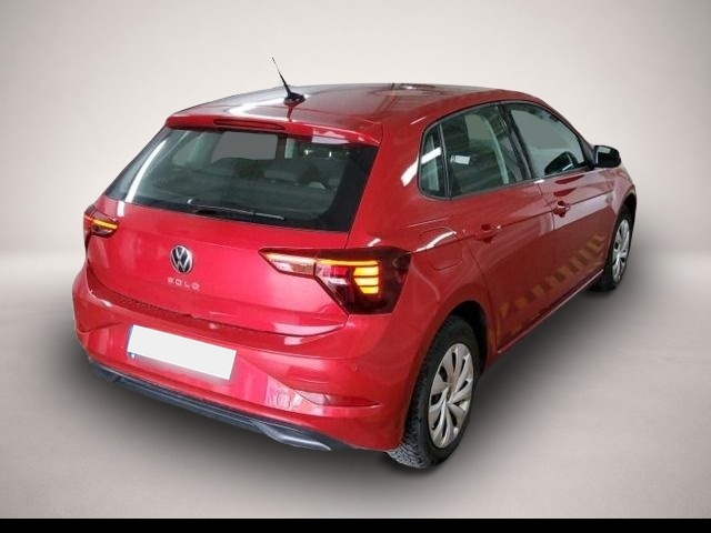 Volkswagen Polo (05/2022, Benzin)