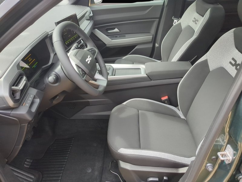 Dacia Bigster (03/2026, Hybrid (Benzin/Elektro))