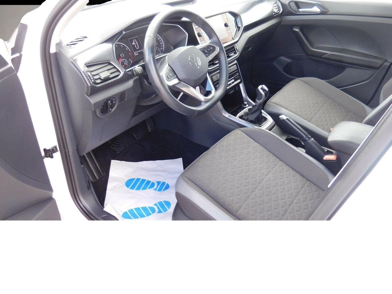 Volkswagen T-Cross (03/2022, Benzin)