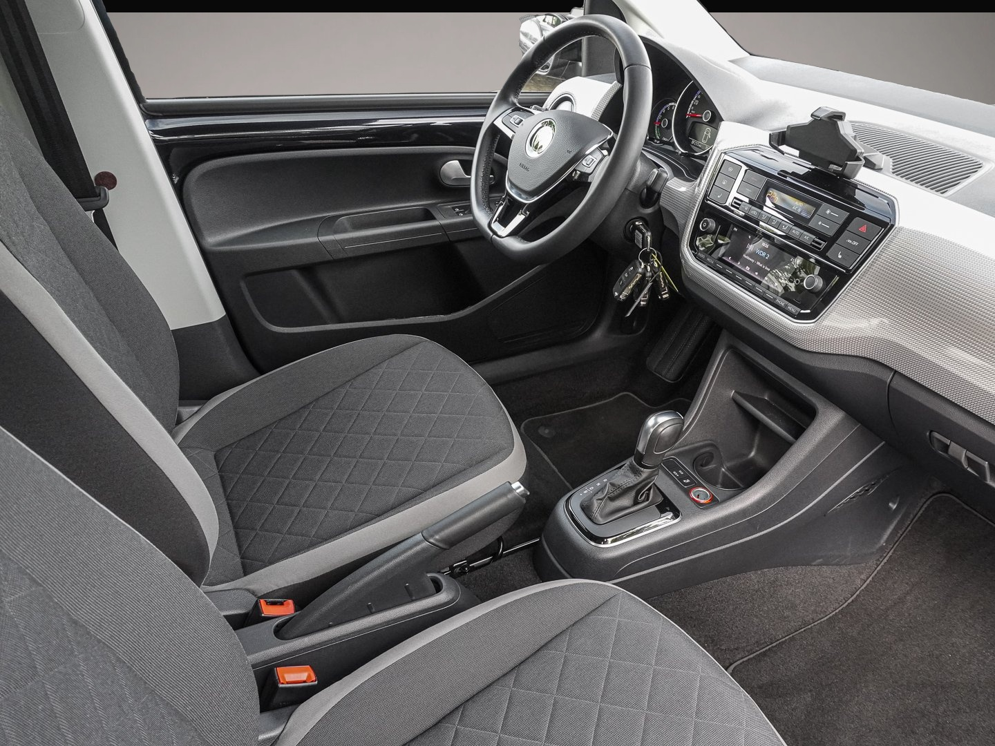 Volkswagen e-up! (07/2025, ELECTRIC)