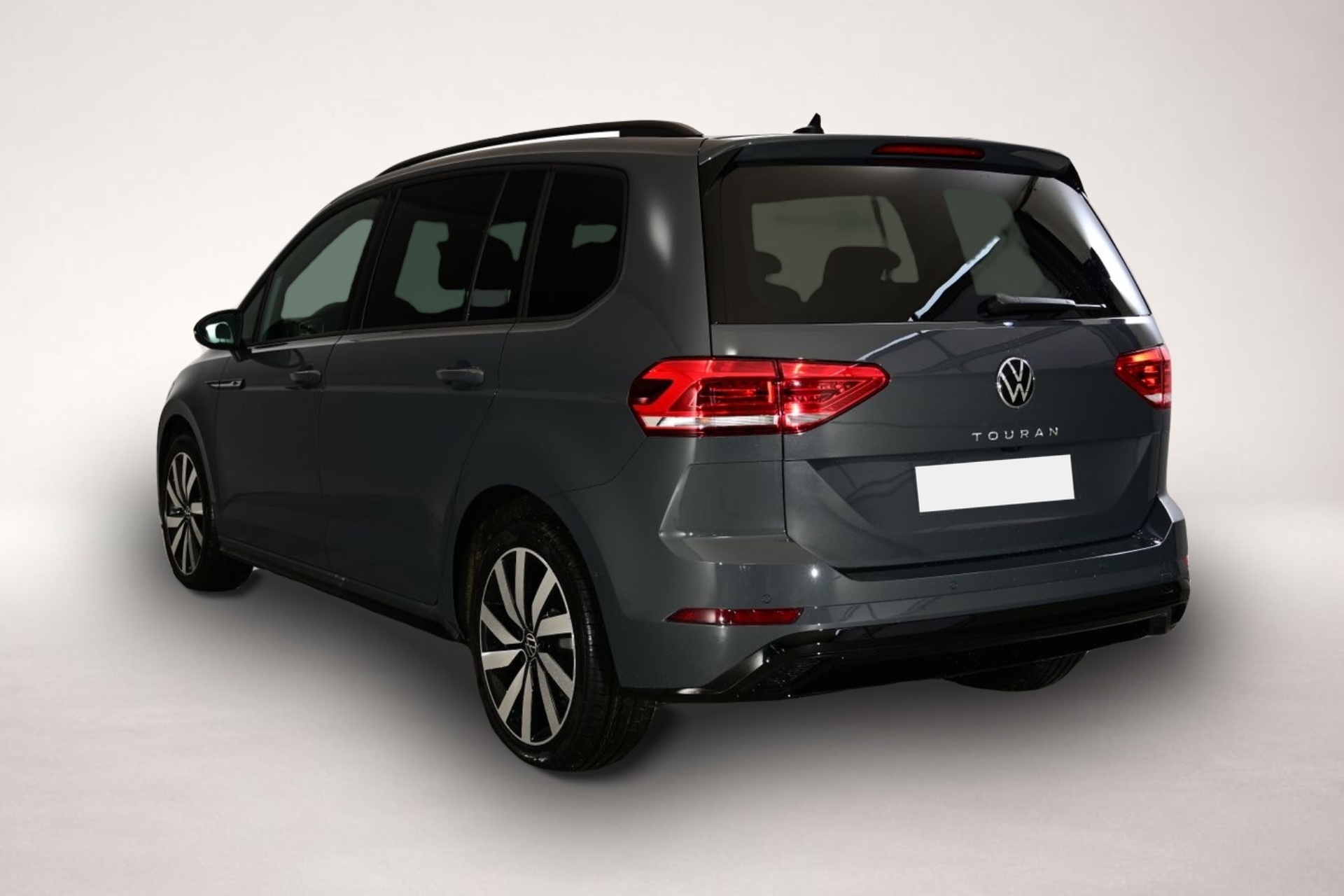 Volkswagen Touran (03/2026, Benzin)