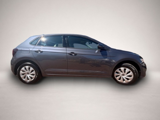 Volkswagen Polo (08/2023, Benzin)