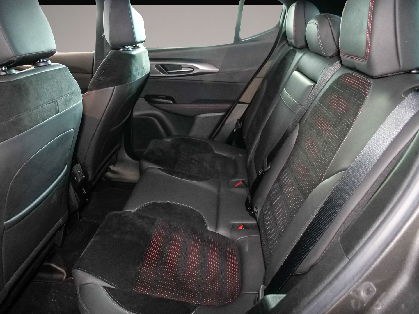 Alfa-Romeo Tonale (02/2023, Benzin)