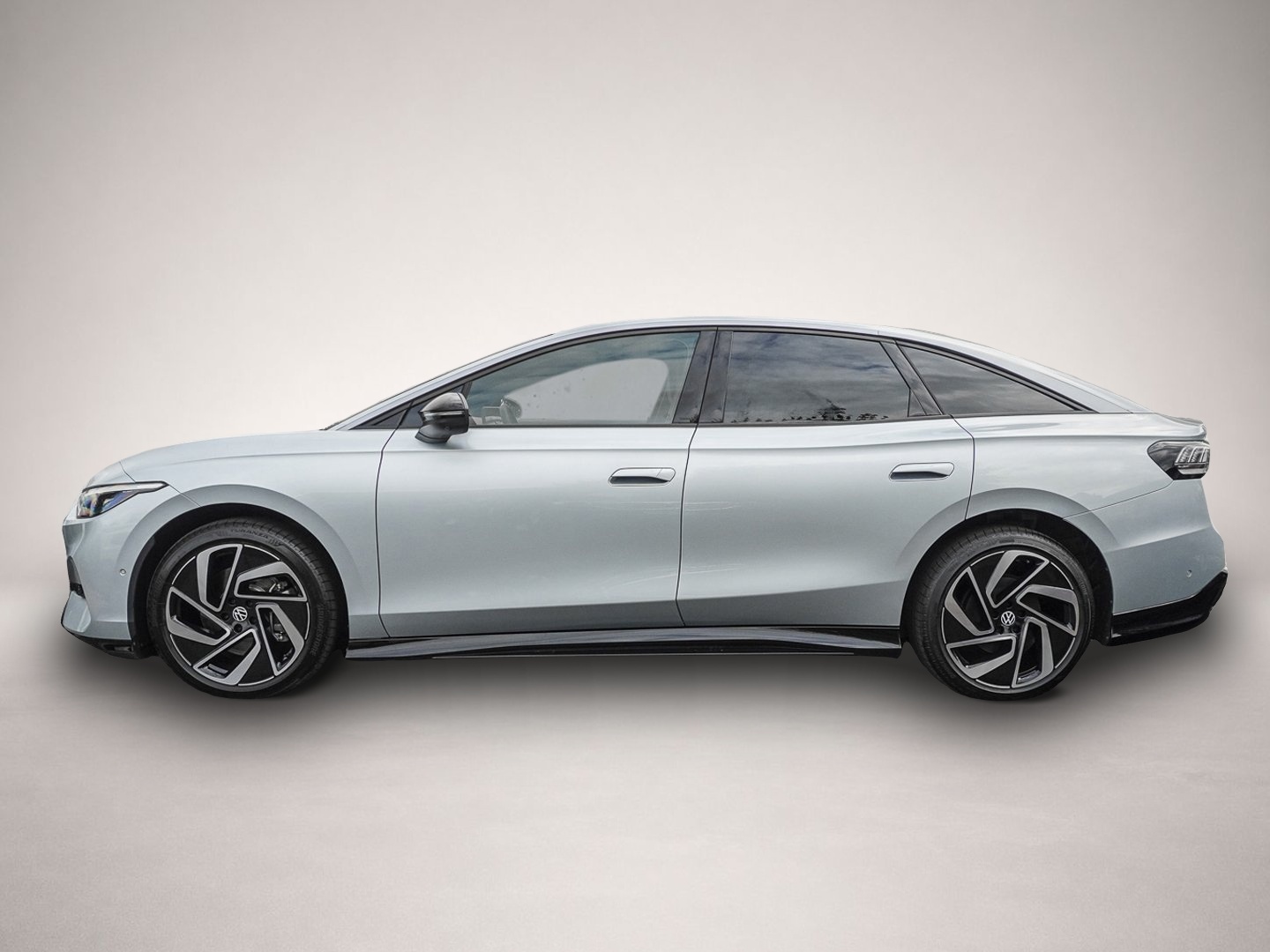 Volkswagen ID.7 (10/2025, ELECTRIC)