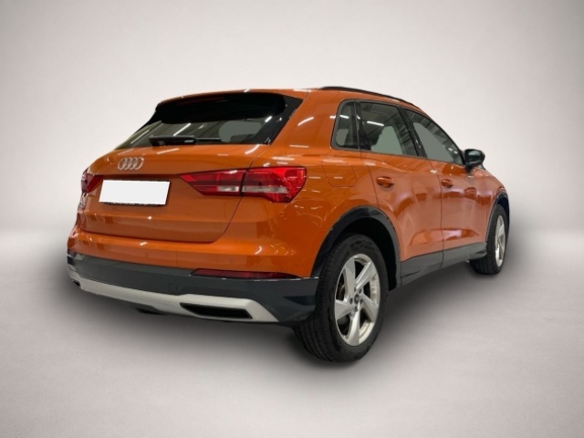 Audi Q3 (02/2023, Benzin)