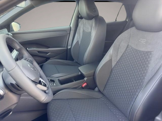 Volkswagen T-Roc (04/2026, Benzin)