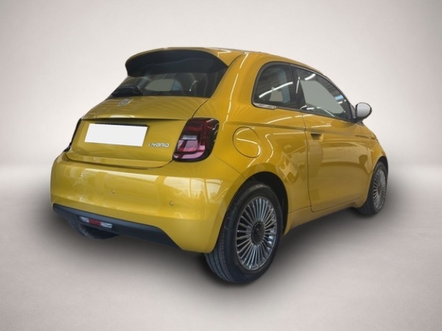 Fiat 500 (02/2026, Benzin)