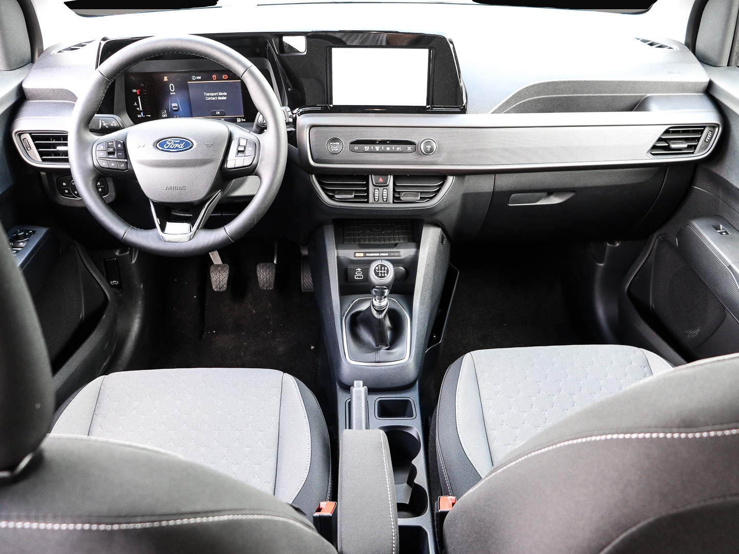 Ford Tourneo Courier, Bild 6 von 7