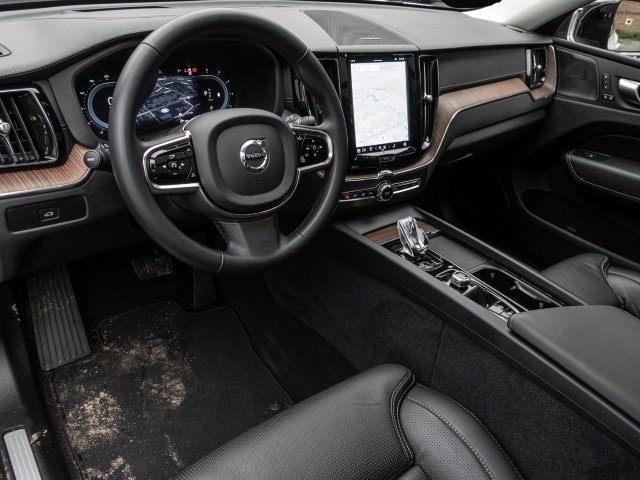 Volvo XC60 (11/2023, Diesel)
