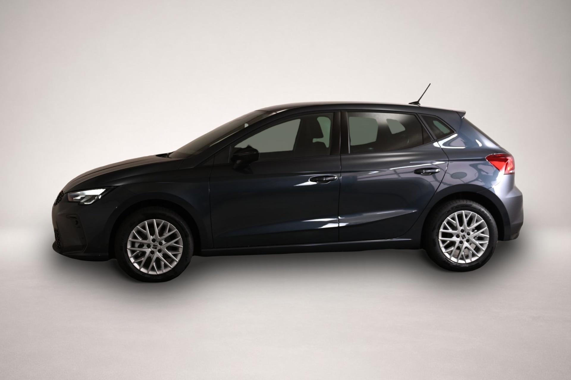 SEAT Ibiza, image 2 of 5