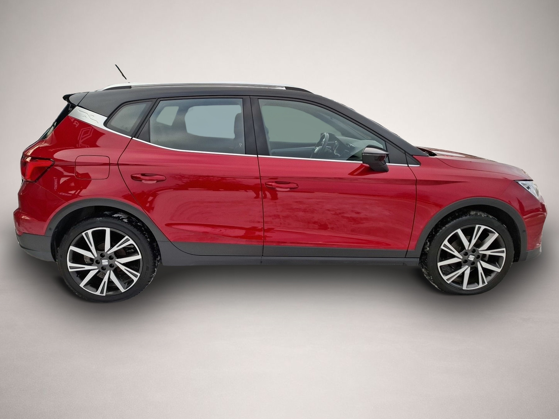 Seat Arona (09/2022, Benzin)