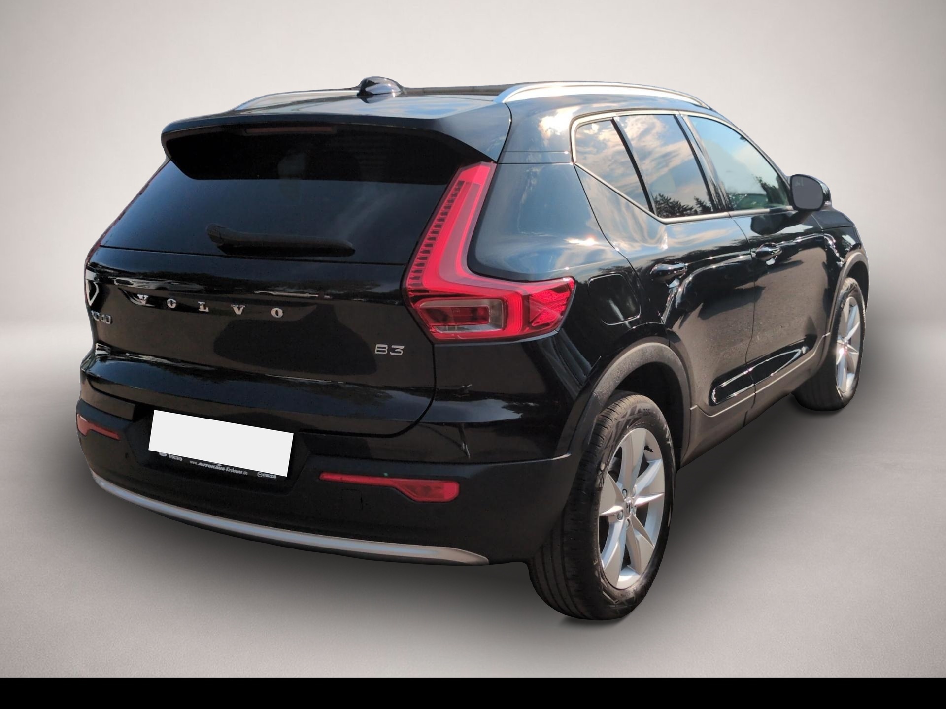 Volvo XC40 (10/2022, Benzin)