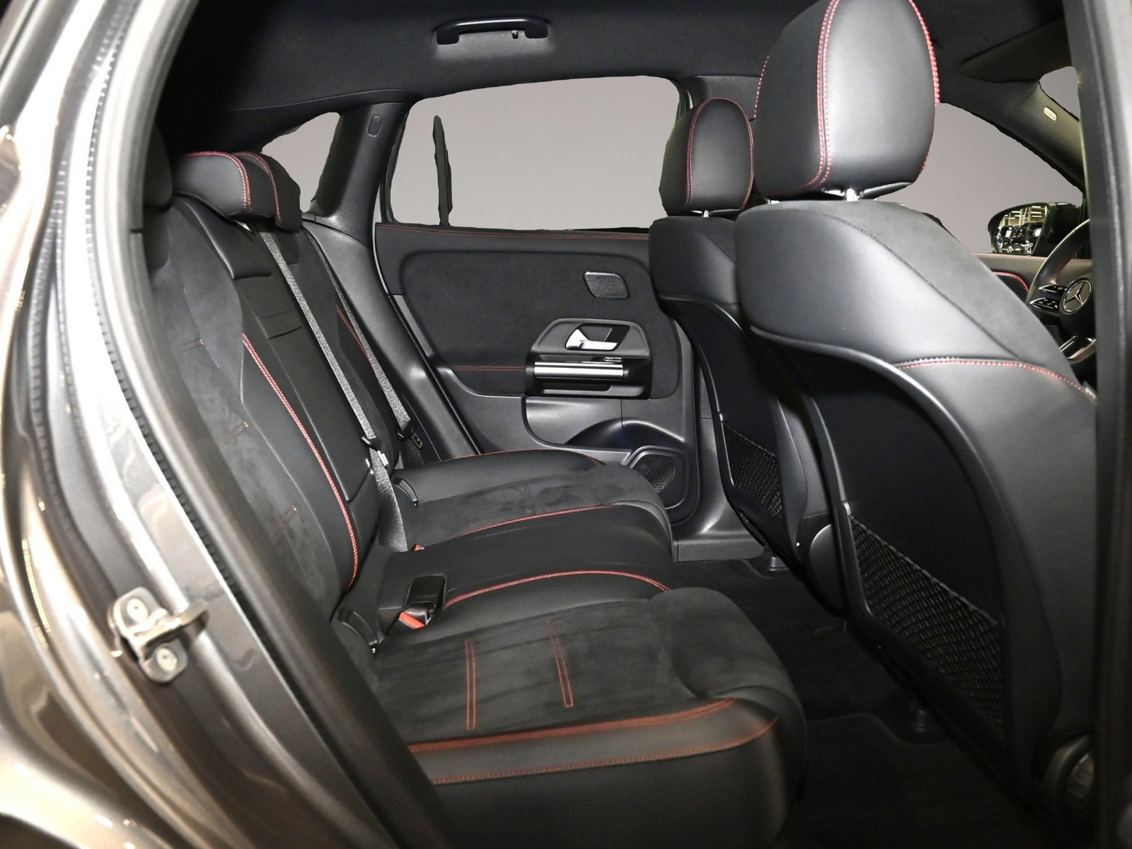 Mercedes-Benz EQA (03/2025, ELECTRIC)