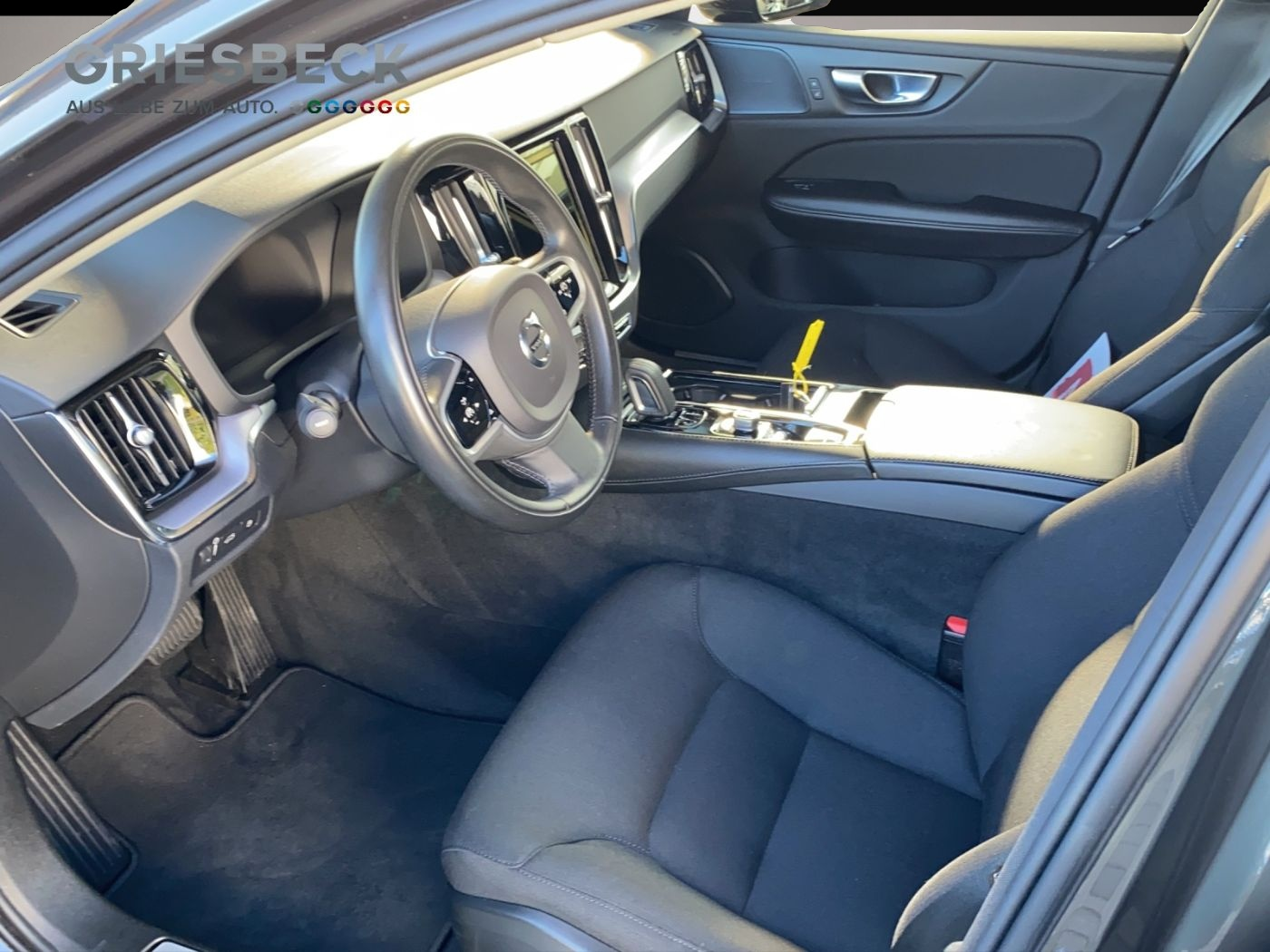 Volvo V60 (07/2024, Hybrid (Benzin/Elektro))