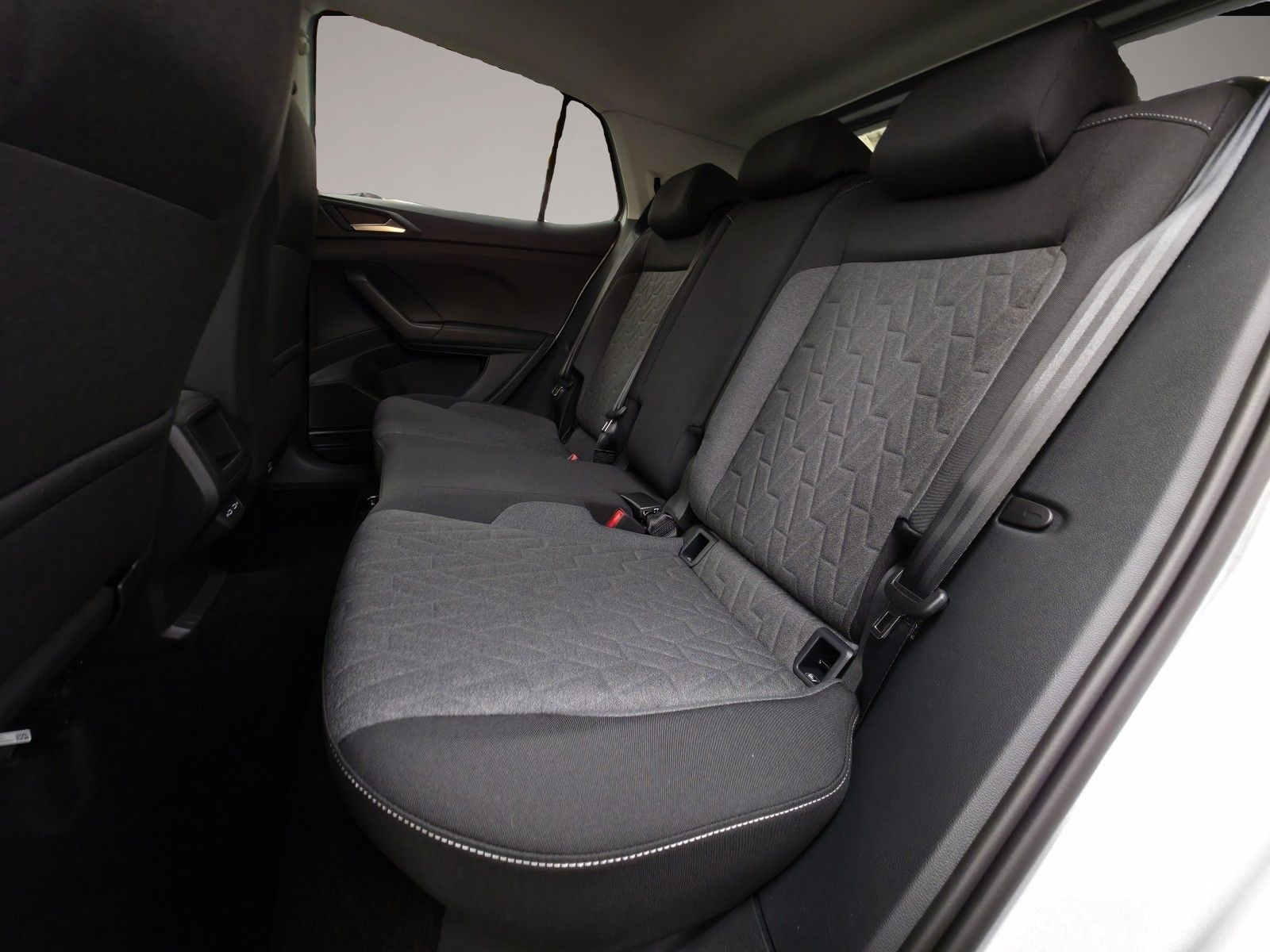 Volkswagen T-Cross (06/2026, Benzin)
