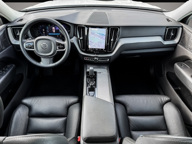 Volvo XC60 (12/2022, Hybrid (Benzin/Elektro))