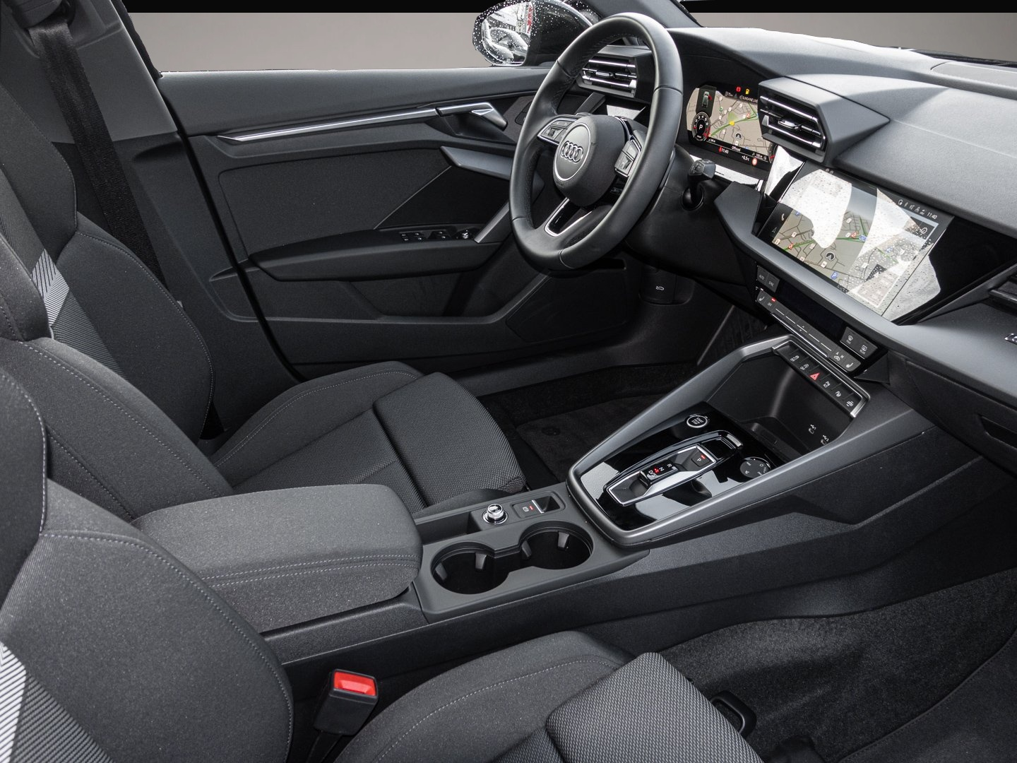 Audi A3 (08/2024, Benzin)