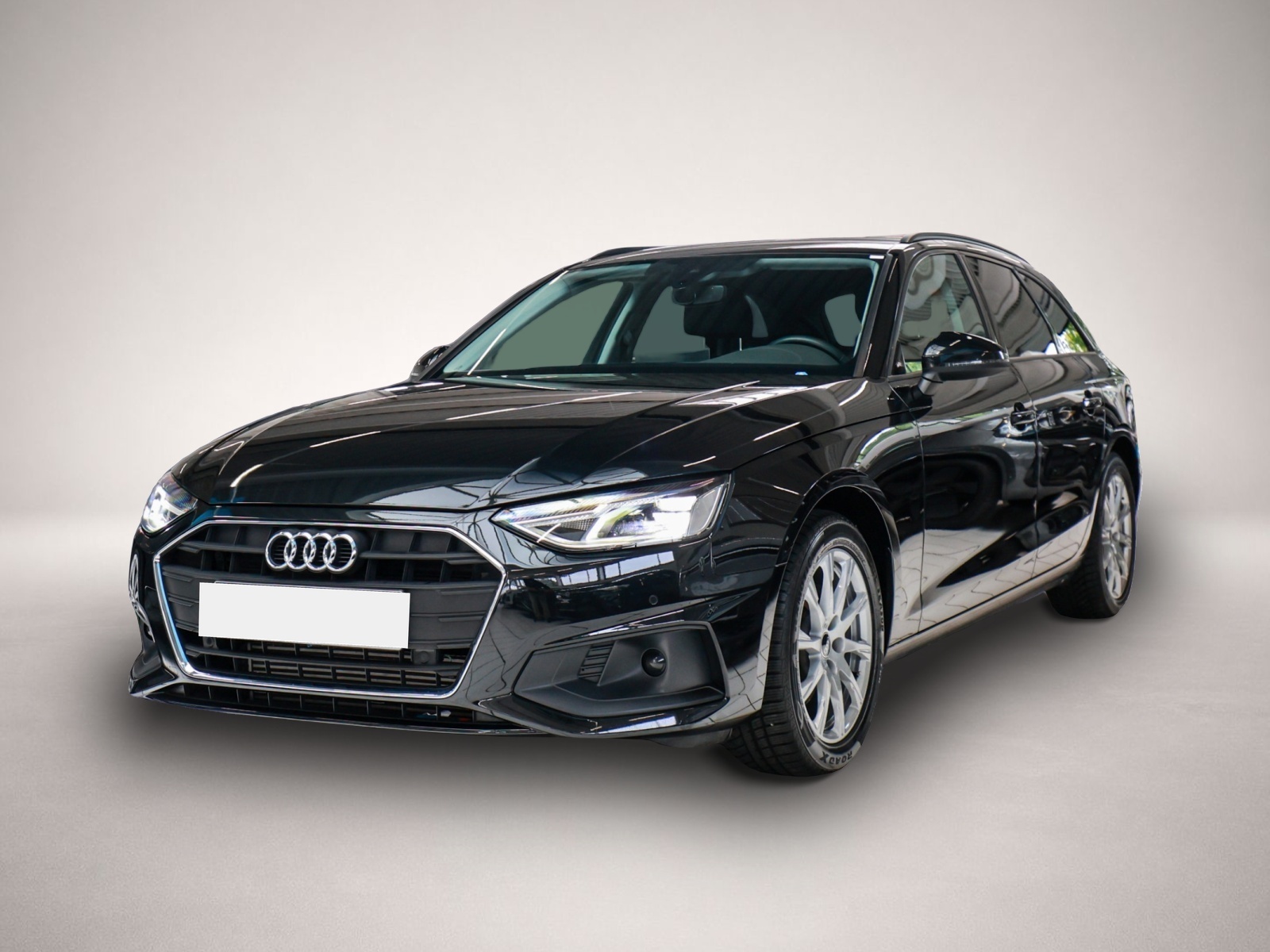 Audi A4 (03/2022, Benzin)