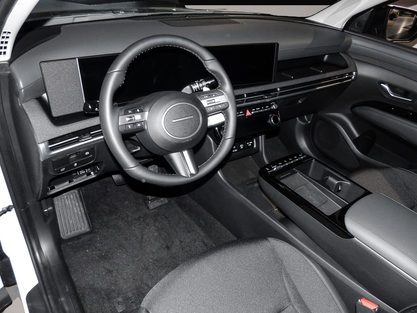 Hyundai TUCSON (10/2025, Benzin)