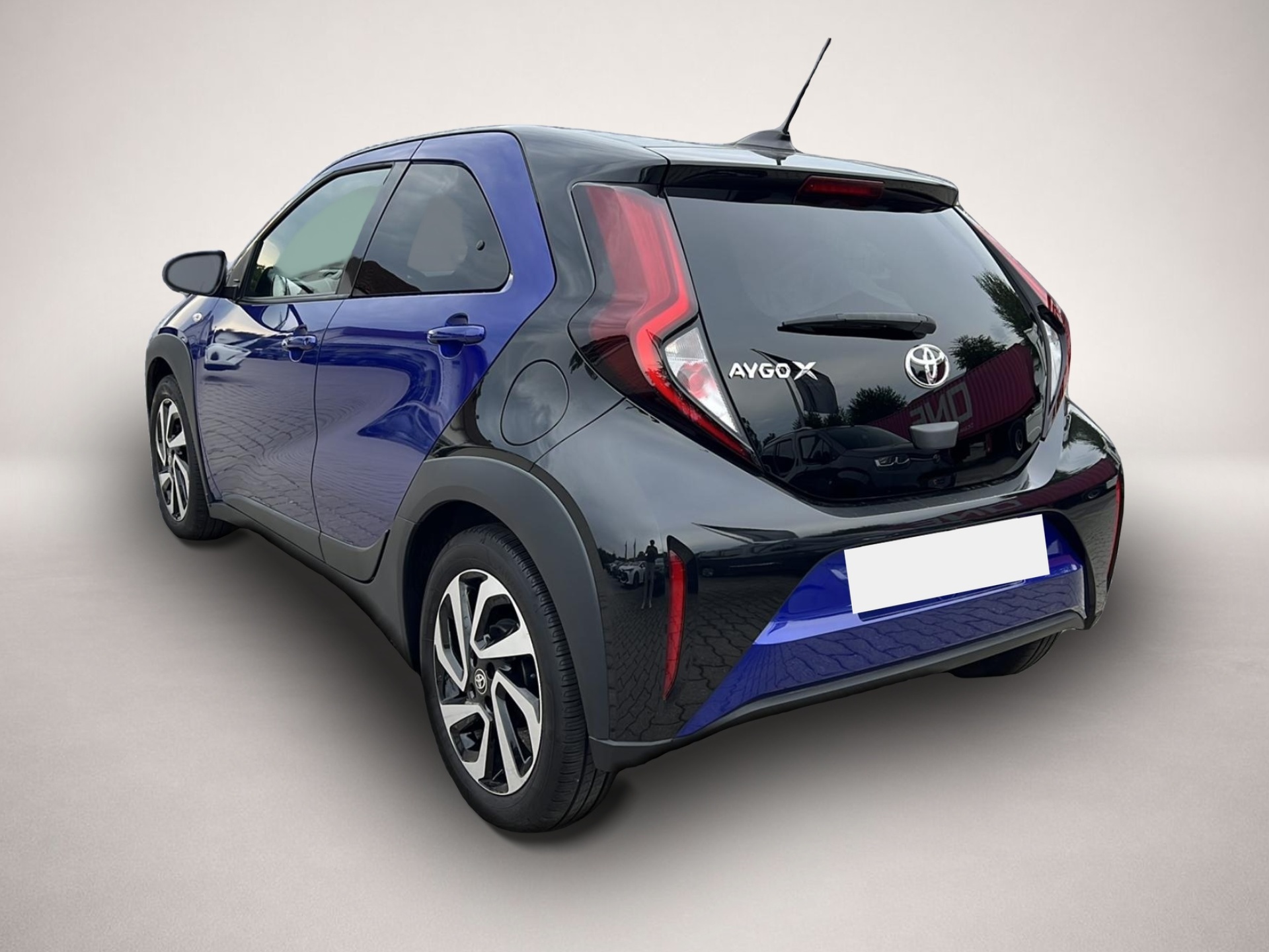 Toyota Aygo (X) (10/2024, Benzin)