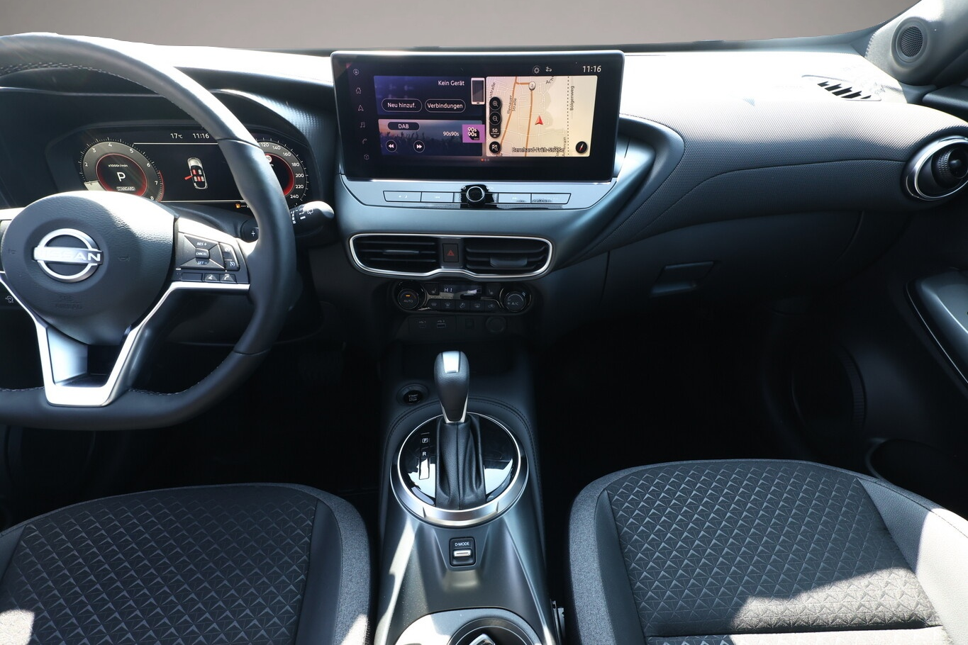 Nissan Juke (, Benzin)