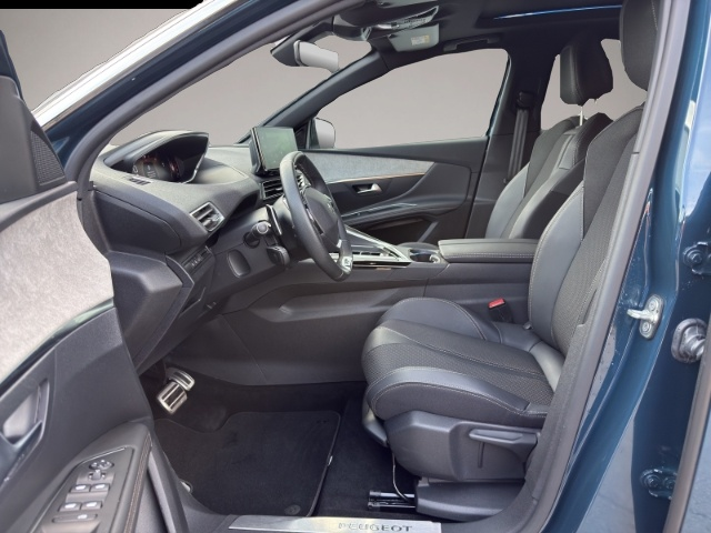 Peugeot 3008 (03/2024, Benzin)