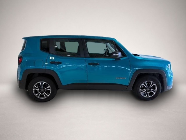 Jeep Renegade (05/2021, Benzin)