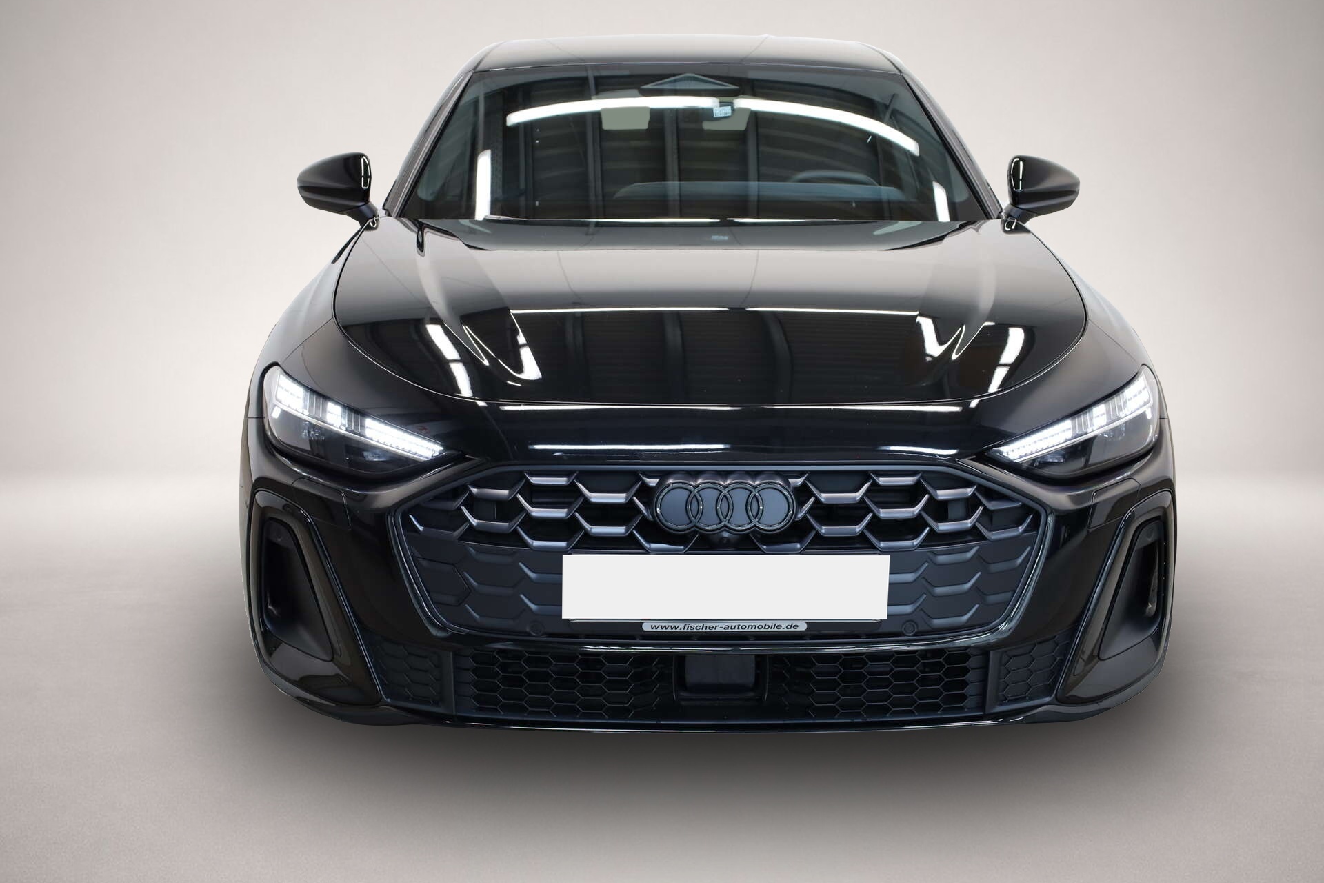 Audi A5 (08/2025, Benzin)