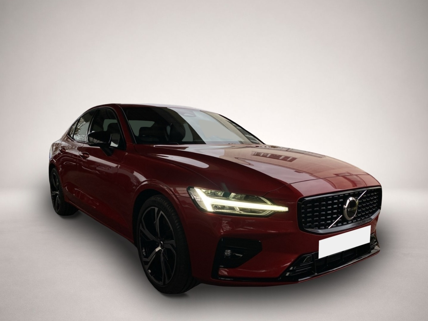 Volvo S60 (12/2023, Benzin)