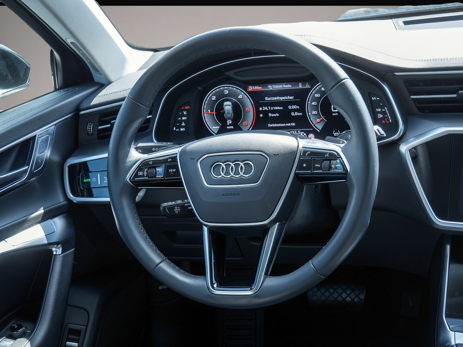 Audi A6 (09/2023, Diesel)