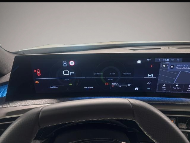 Peugeot 3008 (11/2025, Benzin)