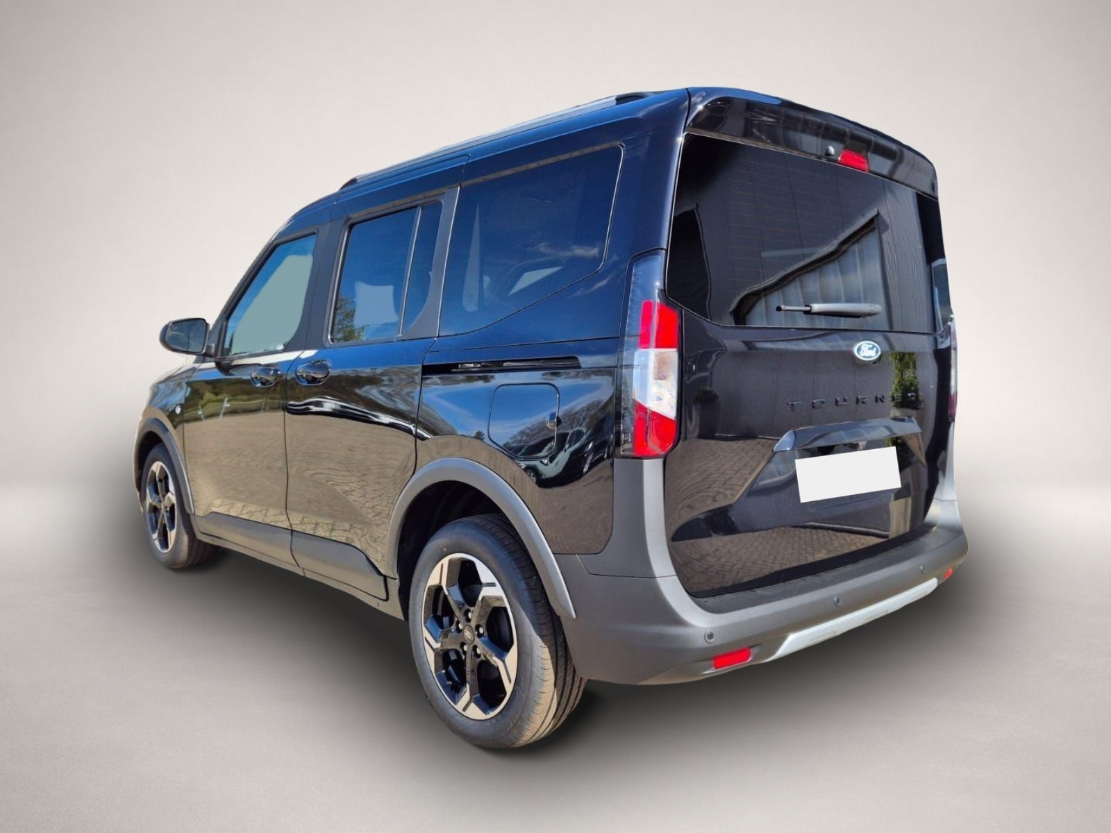 Ford Tourneo (03/2026, Benzin)