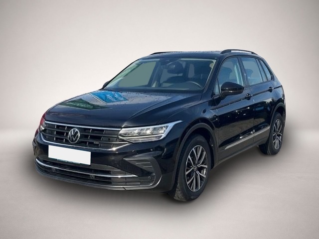 Volkswagen Tiguan (07/2021, Benzin)