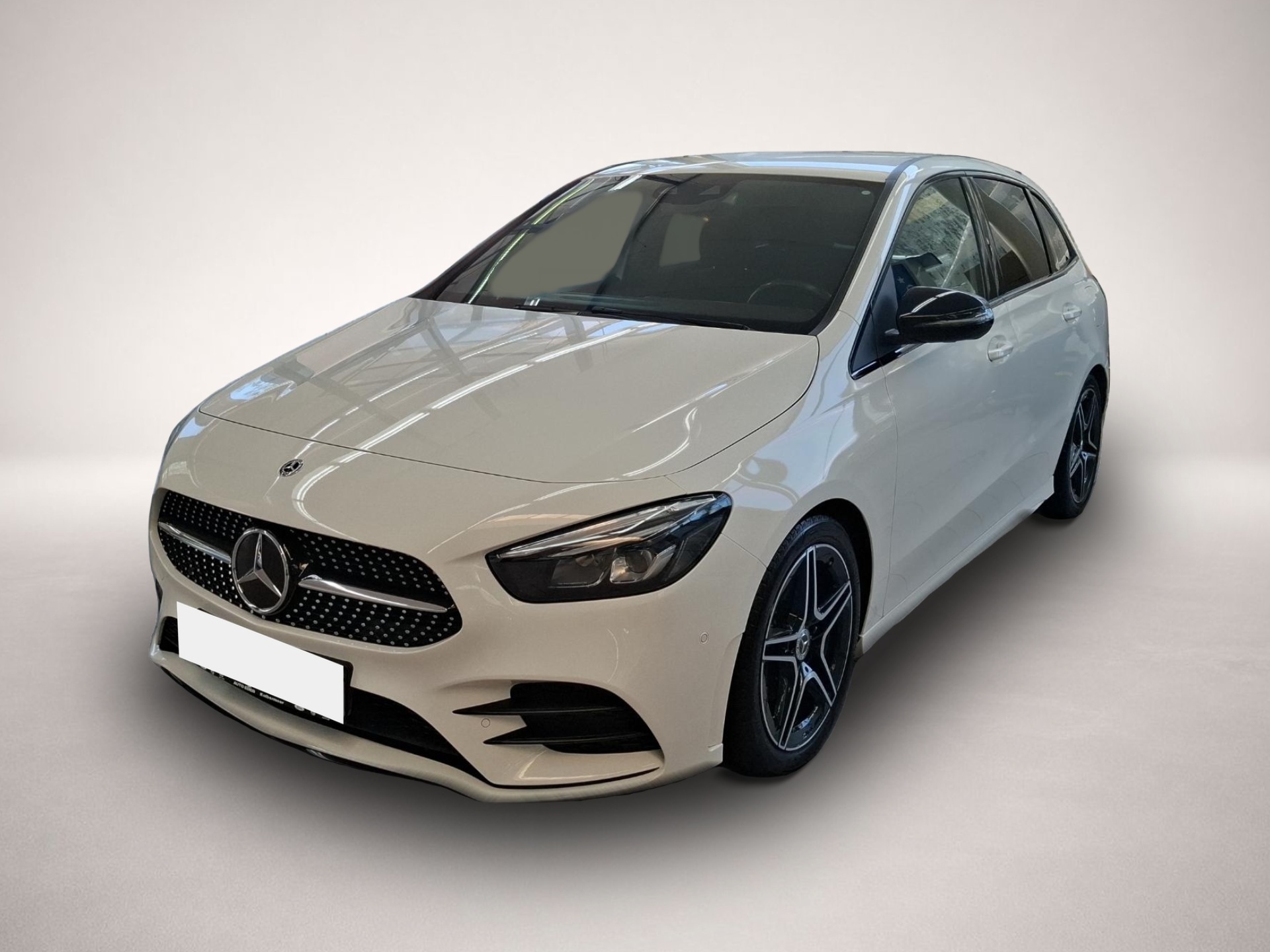 Mercedes-Benz B 200 (10/2019, Benzin)