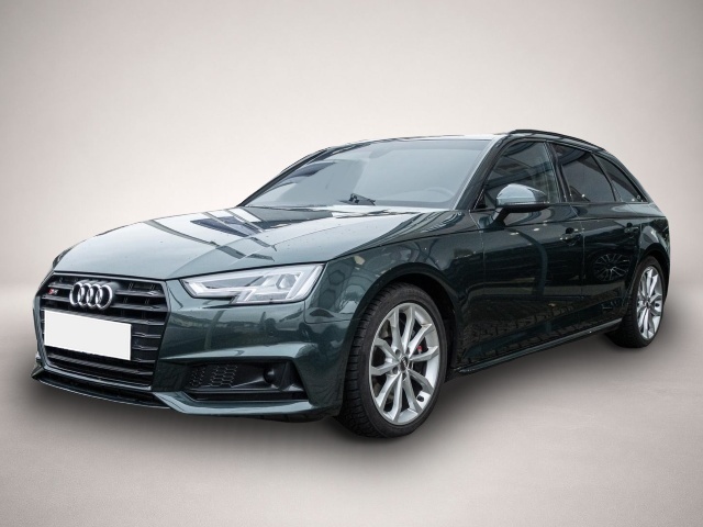 Audi quattro (03/2017, Benzin)