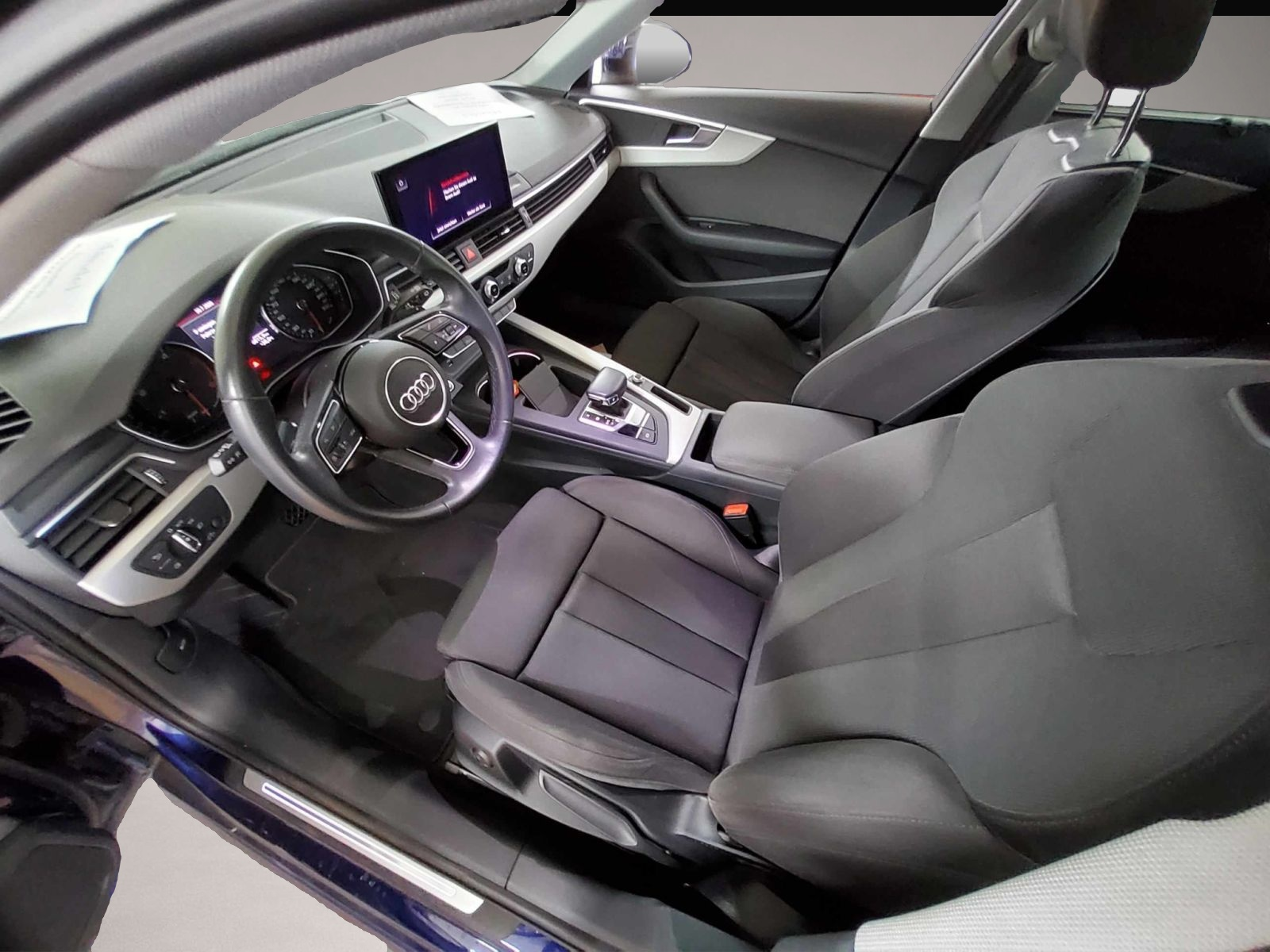 Audi A4 (06/2022, Diesel)