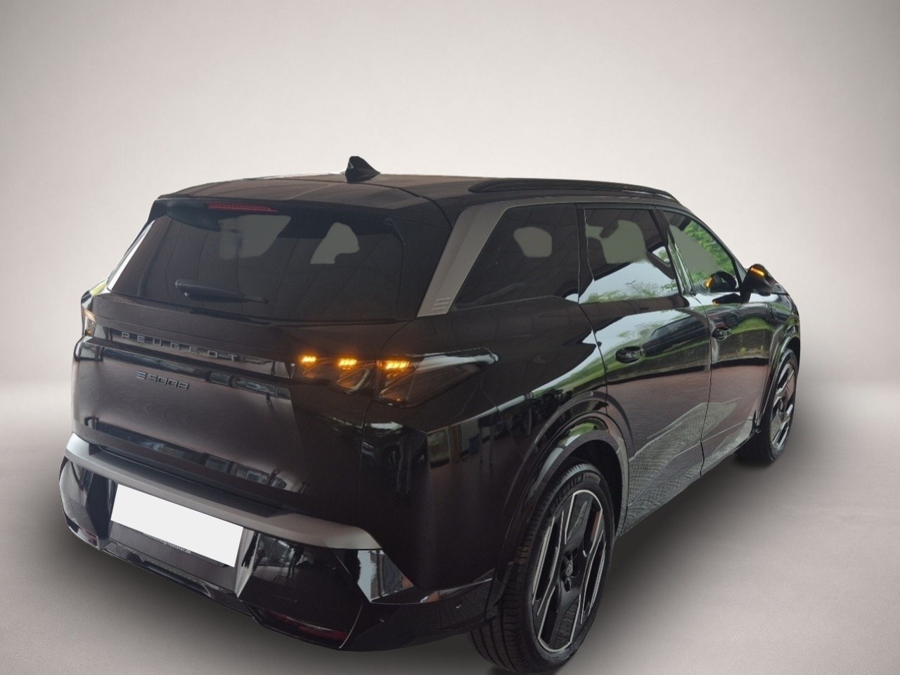 Peugeot 5008 (10/2024, ELECTRIC)