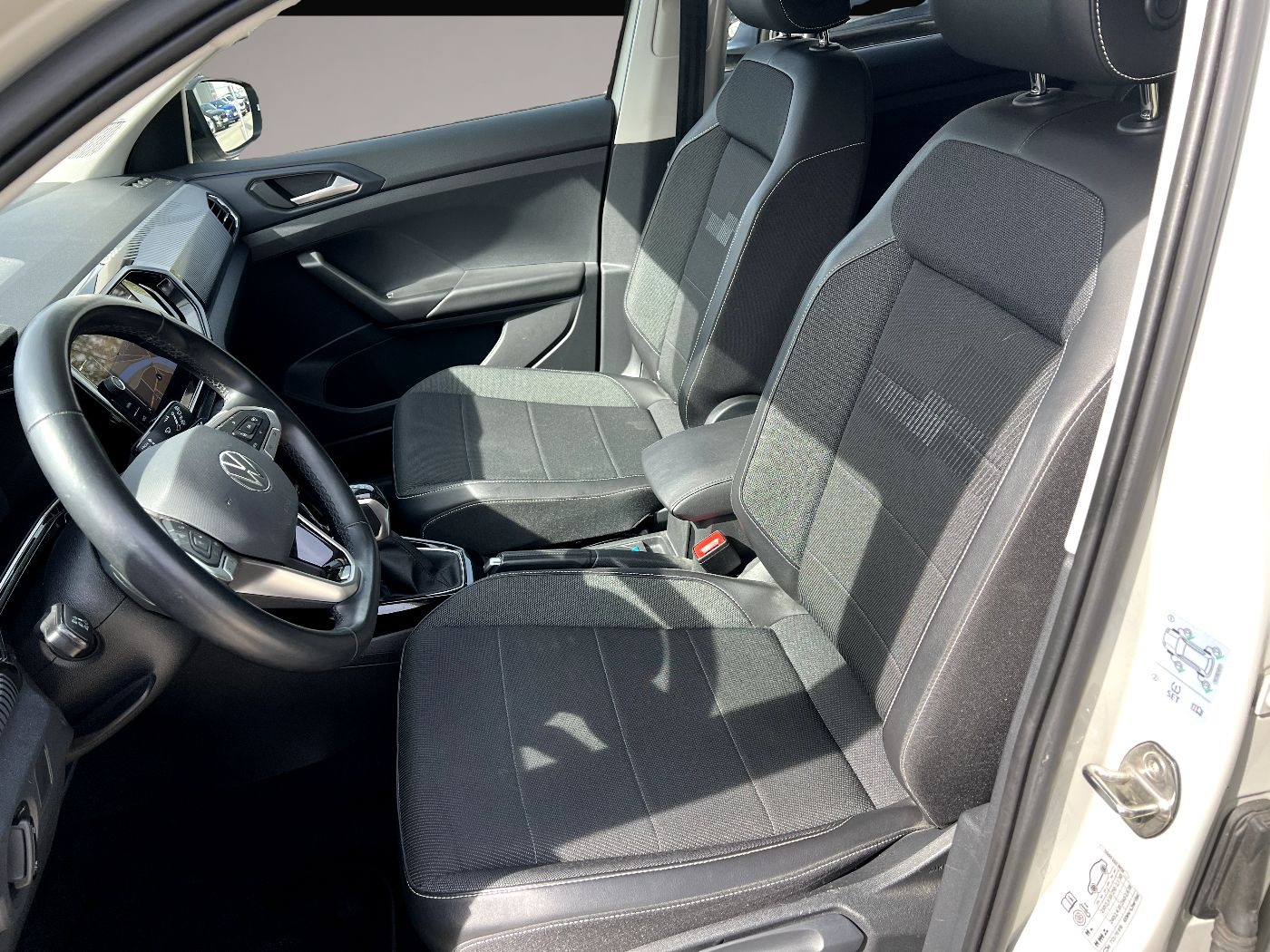 Volkswagen T-Cross (03/2022, Benzin)