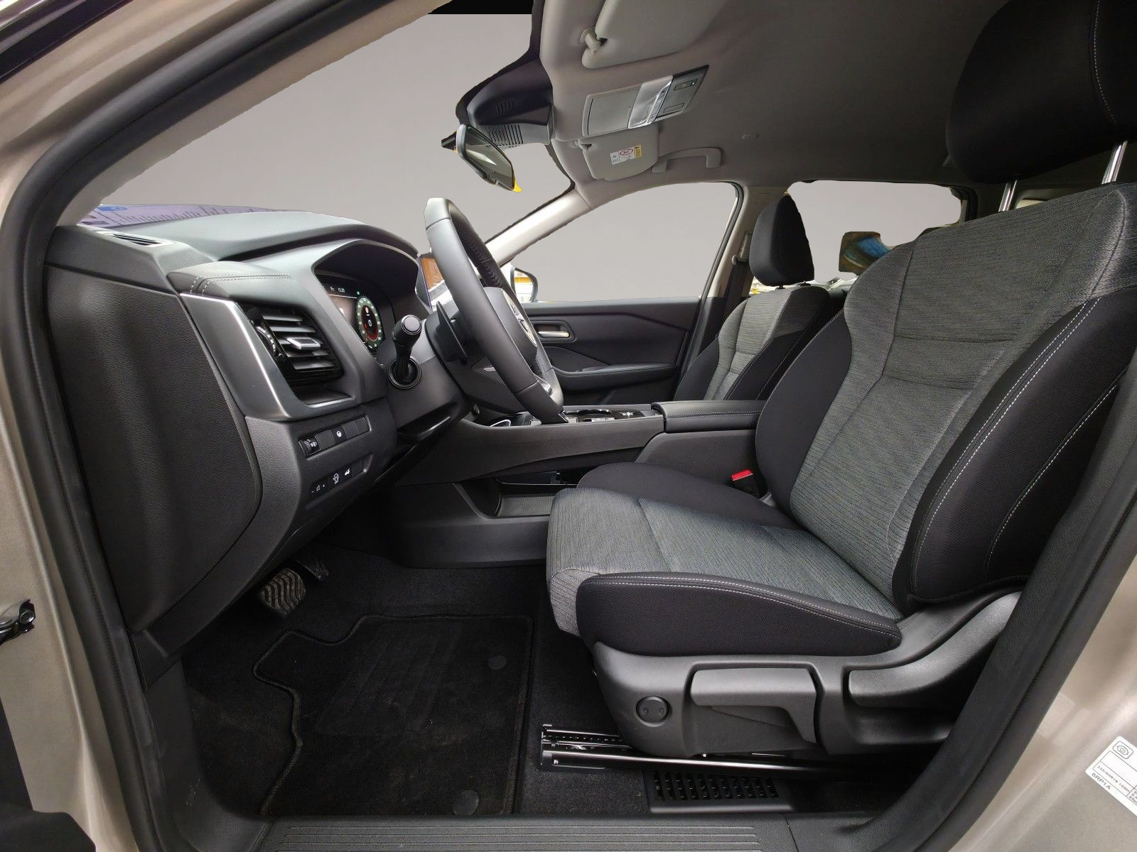 Nissan X-Trail (02/2026, Hybrid (Benzin/Elektro))